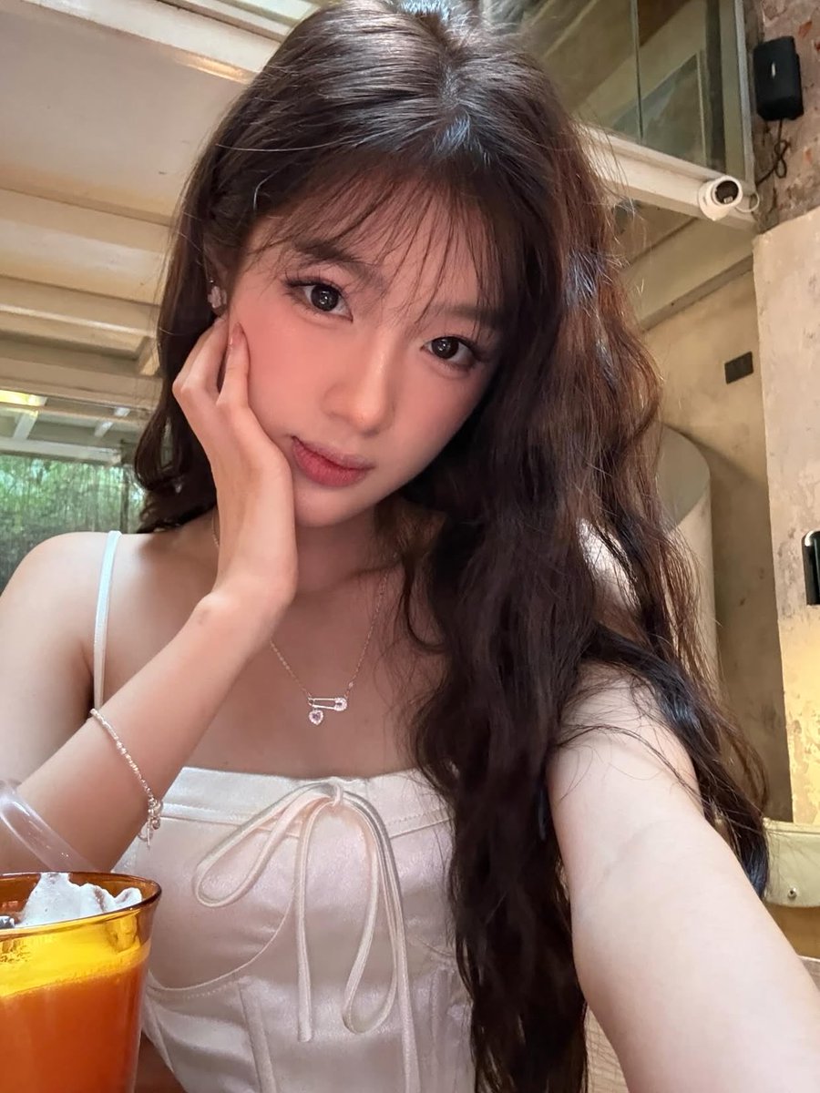 Mỹ Anh tweet media