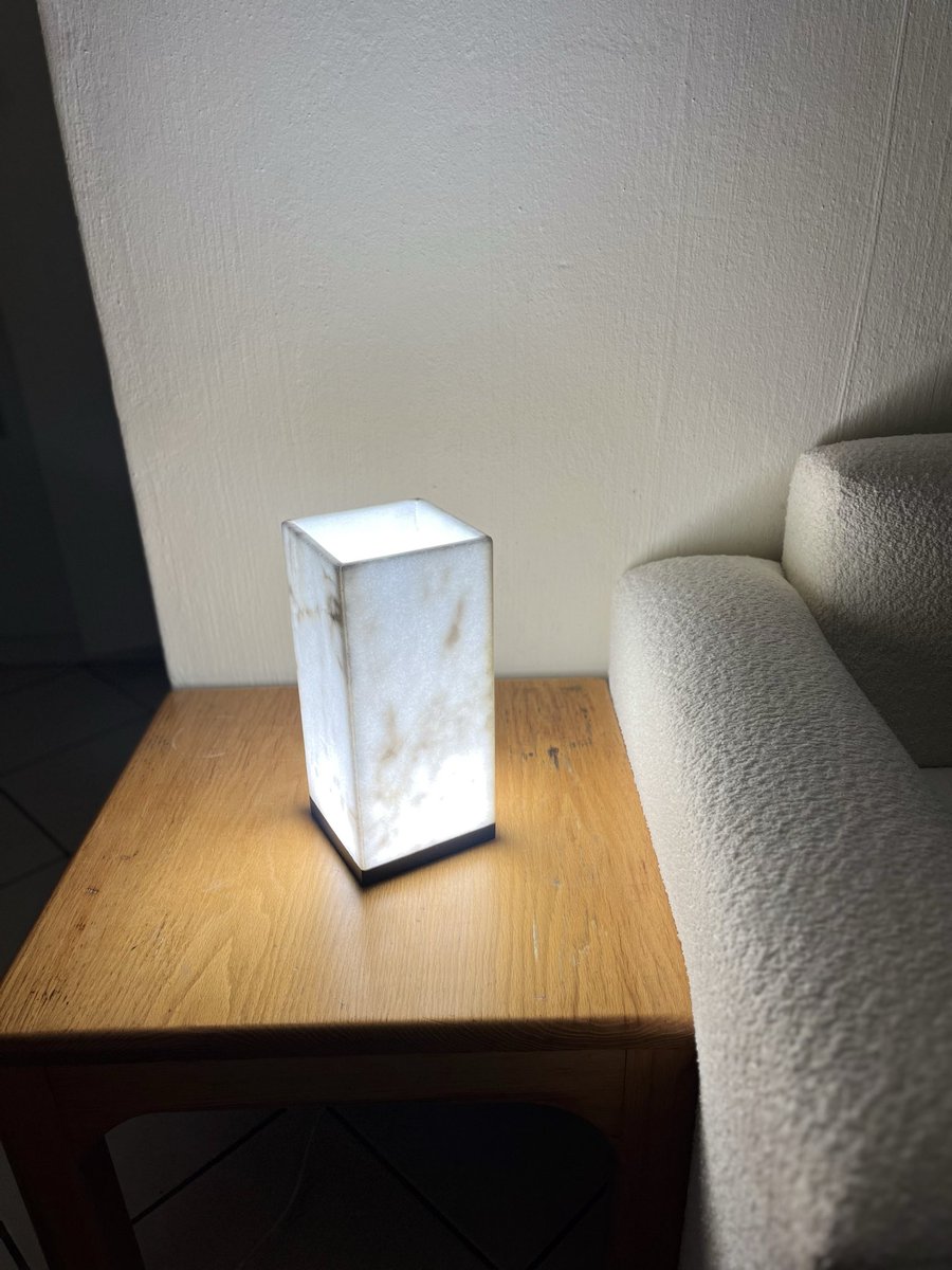 marblestonetop's tweet photo. Translucent marble lamp https://t.co/onAPoEZZhi https://t.co/xpkAcNPTT7