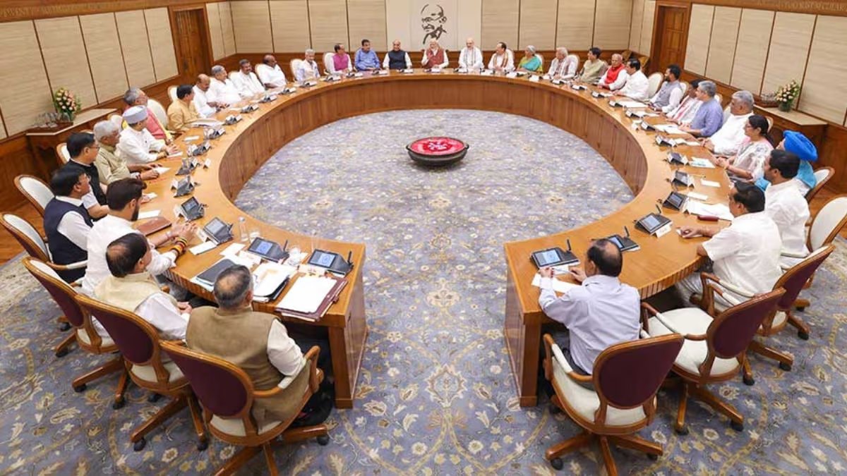 psuconnect's tweet photo. ACC appoints Shri P. Shankar appointed as Private Secretary to Member, NITI Aayog
read more at:
https://t.co/Yh52Tn8S5S
#Bureaucracy #NITIAayog #ACC #DoPT #GovtAppointments #Governance #GovtNews #psuco https://t.co/FzX7IXyaIp