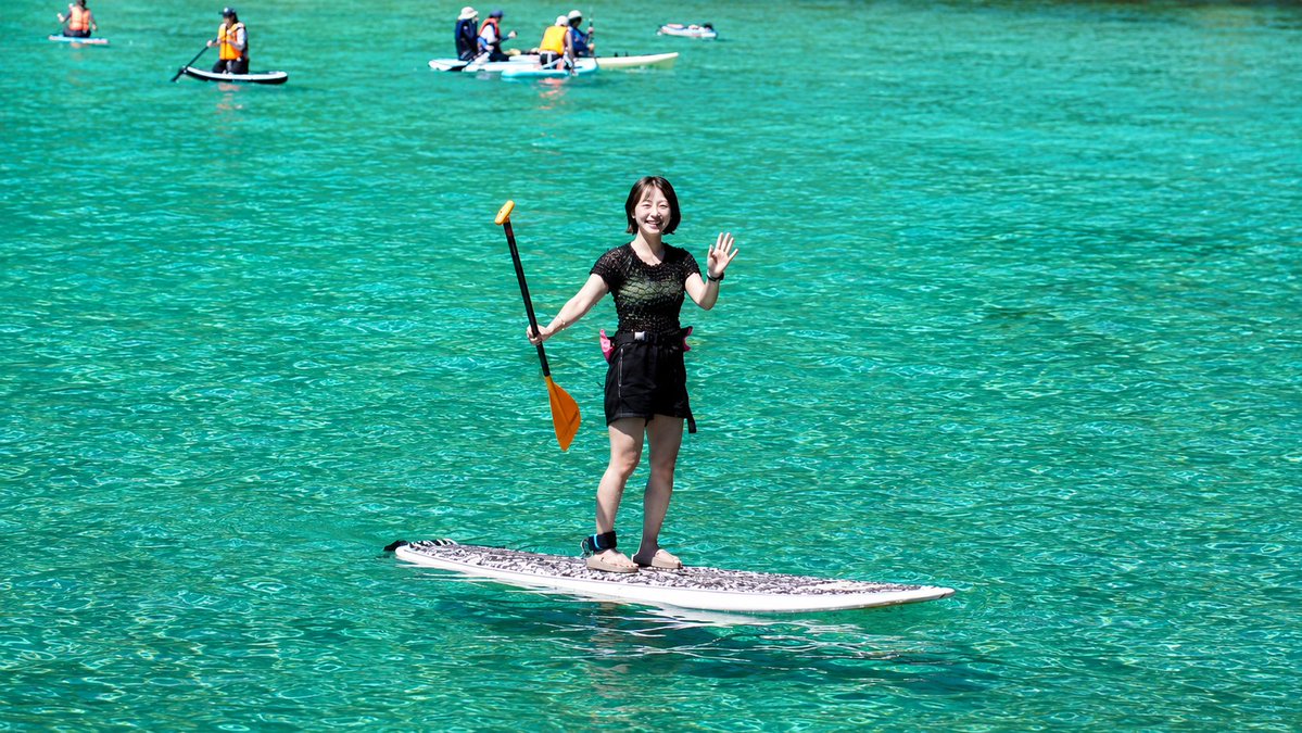 hirok_studio's tweet photo. 天草サンセット観光大使とSUPを楽しんできました！
天草の美しい海と大自然を全身で感じるSUPは、本当におすすめです🌊🏄
#天草 #天草西海岸 #SUP #天草観光 #海遊び https://t.co/b3QiGVUIyQ