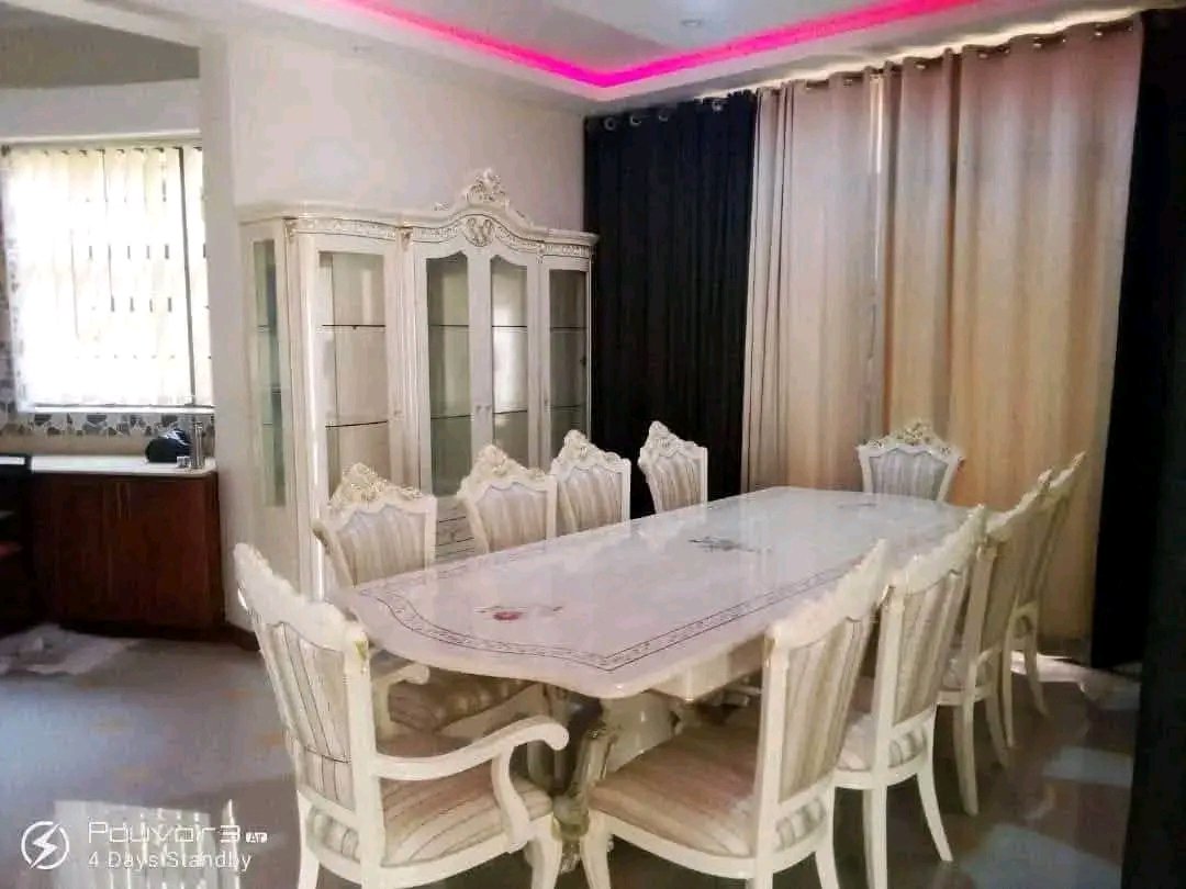 GaguLtd's tweet photo. FULLY FURNISHED VILLA FOR RENT 

*#4BEDROOM | #5BATHROOM VILLA WITH LAKEVIEW*

LOCATION: #Mutungo Hill,-Luzira Kampala

VILLA FEATURES:
- Stunning Lake Victoria views
- Fully Furnished - Move in today
- 4 Spacious Master Bedrooms
- 5 Modern Bathrooms
- Private Garden &amp; https://t.co/hADsLGQhSm