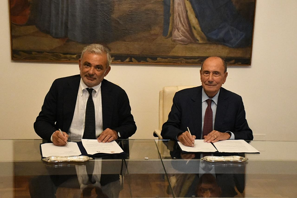 RedazioneDedalo's tweet photo. Giustizia-Intesa tra Regione e Procura di Catania per il distacco di personale
https://t.co/MHUkQD6Xx0
#Giustizia #RegioneSiciliana #Catania #Procura #Schifani #Curcio #Sicilia https://t.co/WXn0GfcDc7