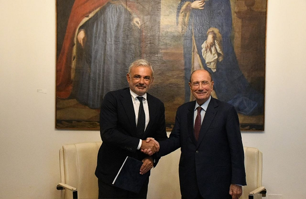 RedazioneDedalo's tweet photo. Giustizia-Intesa tra Regione e Procura di Catania per il distacco di personale
https://t.co/MHUkQD6Xx0
#Giustizia #RegioneSiciliana #Catania #Procura #Schifani #Curcio #Sicilia https://t.co/WXn0GfcDc7