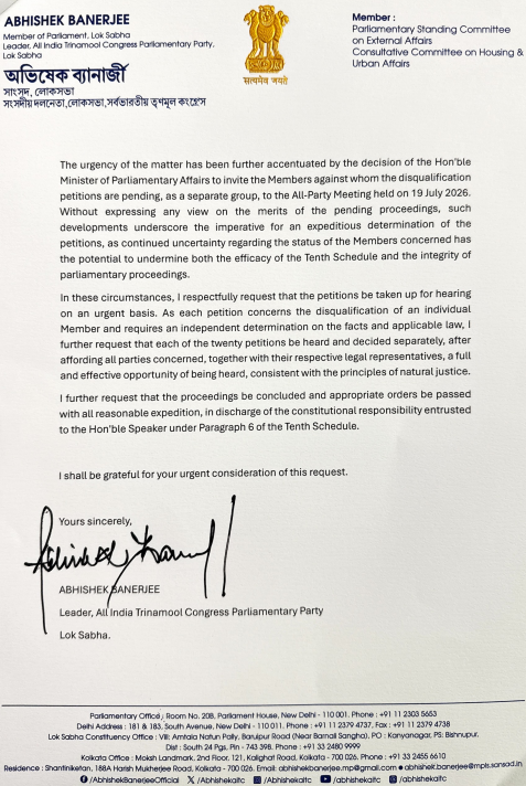 PTI_News's tweet photo. TMC Leader Abhishek Banerjee writes to Speaker Om Birla, requesting expeditious disposal of disqualification petitions against 20 rebel MPs who announced their decision to join the NCPI. https://t.co/IcWEhjVD7y