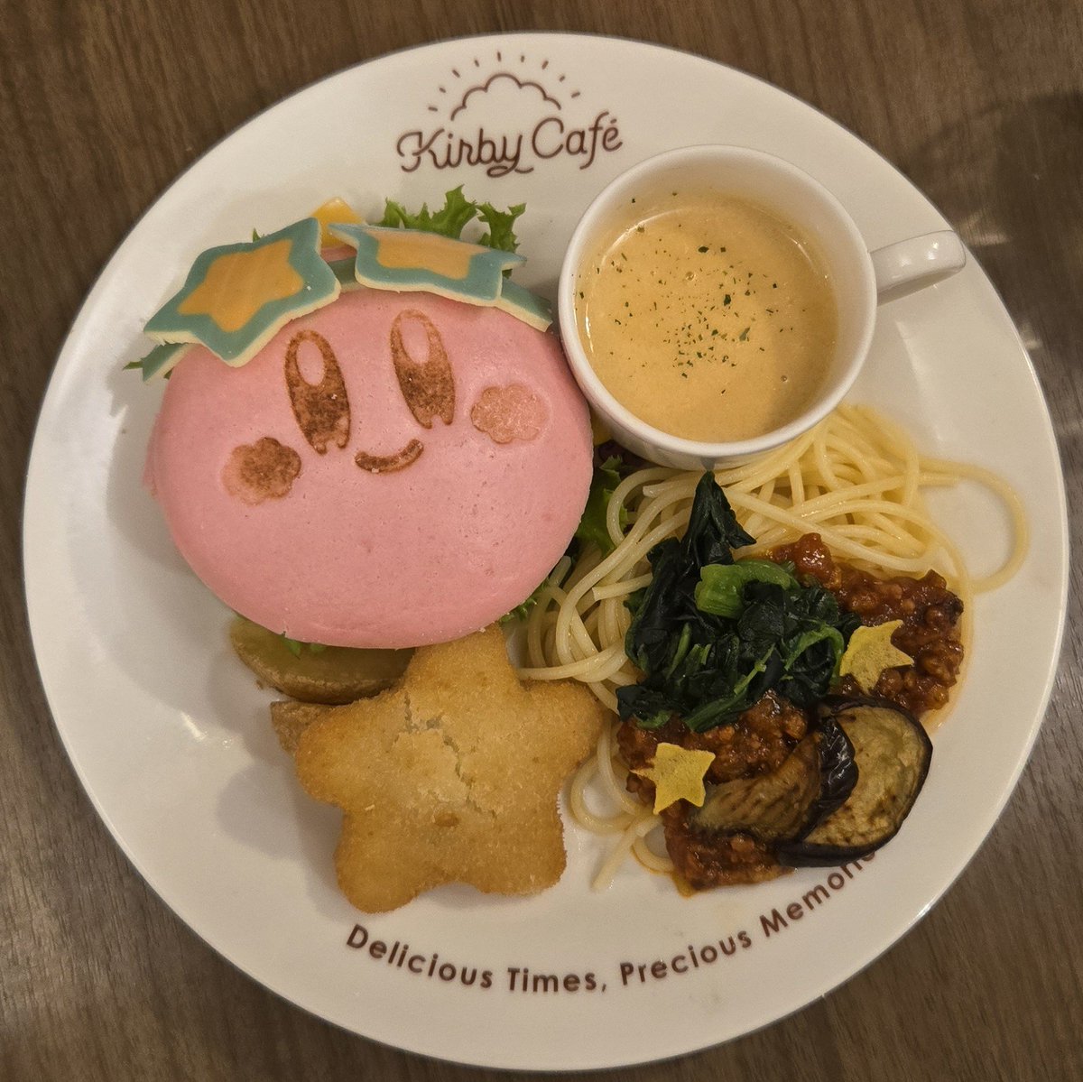 dumika's tweet photo. 昨日はゲストシュタイン！まさかのエルフ見れて嬉しかった😭コーナー説明のときとかおっきい声で｢はい！｣ってお返事するはるちゃんかわいかった🫶🏻🌟
ライブ前から大笑いしたし､かわいいもたくさん摂取して大満足な福岡でしたᒼ⁽⸱ᛌ᳘▿ᛌ᳘⸱⁾ᐣ💞ฅ(･¨ (●) https://t.co/iTfOmiHlu3