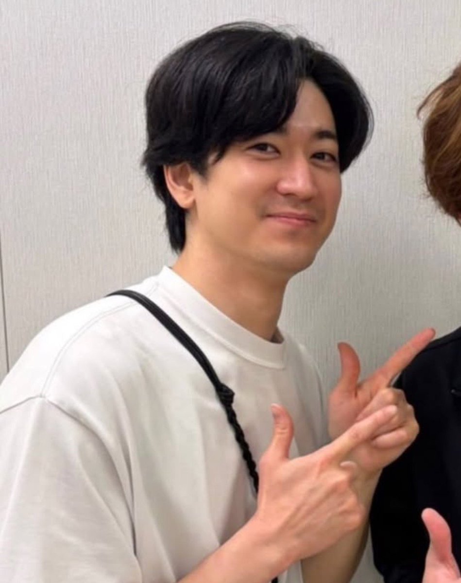 nakajimayuwuto's tweet photo. I love his chubby cheeks and one pose https://t.co/DO6burEsRd
