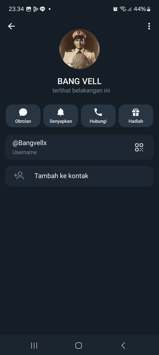 seven tweet media