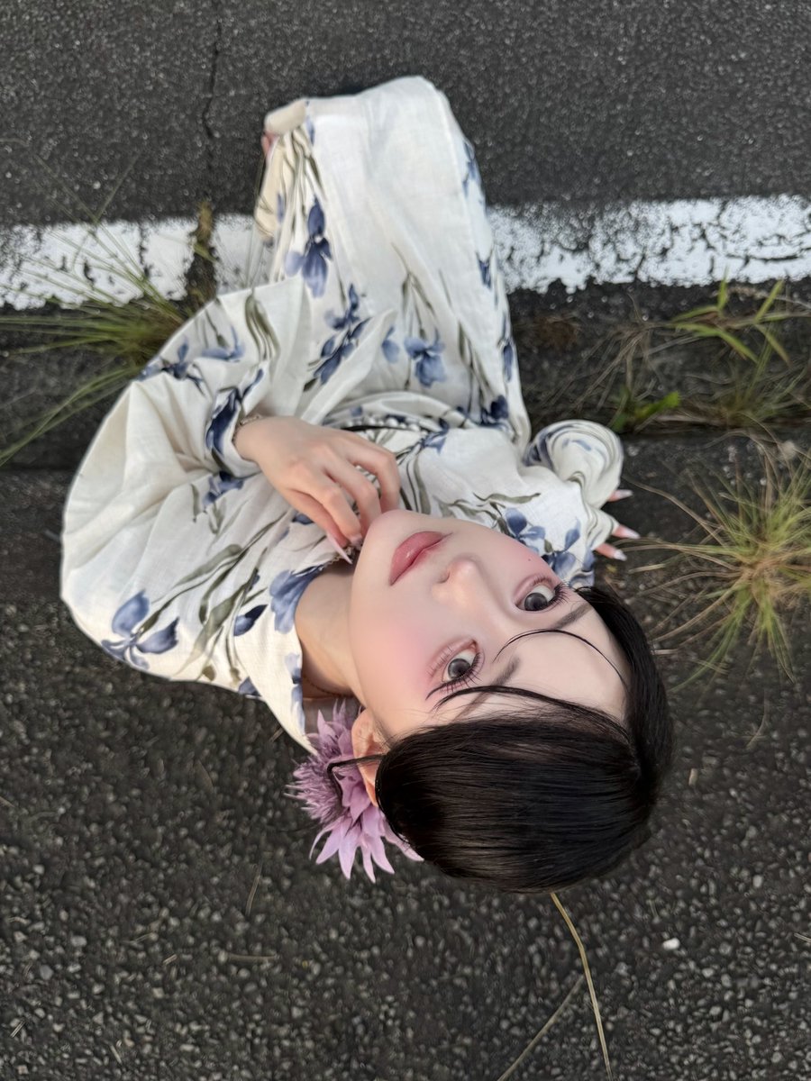 reI__222's tweet photo. この撮り方可愛すぎるので
花火大会の時参考にして‼️ https://t.co/zAX6iYSXzQ