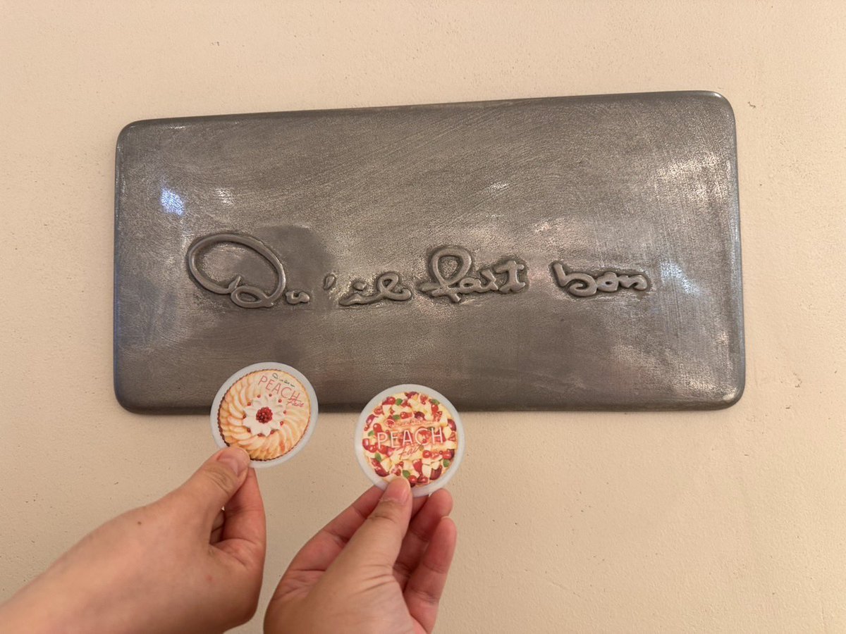 harakeiko0718's tweet photo. のんびり楽しくて、色んな事をご褒美と言う言葉で覆い尽くして散財した日があったりしました。こんな日もあって良いよな。

久しぶりに会ってに��にこ出来るお友達がいる自分が嬉しい。遊んでくれて有難う。
楽しかったなー！！！

ペンギン可愛かった🐧 https://t.co/EhR9amWsrH