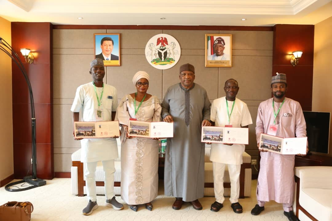 MYPD2020's tweet photo. Today I received four young Nigerians out of the six that just completed their two-week Seminar on Urban Development and Chinese Modernization for Developing Countries as part of the MOFCOM's Urban Development Programme. This is sponsored programme by the government of People's Republic of China. It is in line with the Comprehensive Strategic Partnership between Nigeria and China.