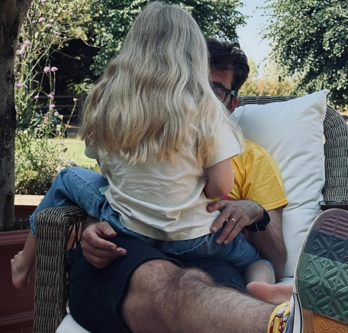 DavidTupdates's tweet photo. New pictures of David via Georgia’s Instagram Post. https://t.co/GLMMmQONys