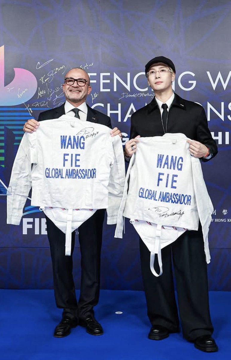 BipolarPastel's tweet photo. Congratulations on becoming the FIE Global Ambassador! 🤺@JacksonWang852 

No matter how far you’ve come, the fencer in you has never faded. The spirit of a fencer has always been a part of who you are, and that’s exactly why no one deserves this role more than you.

Fencing was where it all began for you, and I think that’s what makes this so special. So many of us came to know you as an artist, but we’ve never had the chance to see you as the fencer you once were.

I really hope that one day we’ll get to see you put your fencing uniform back on and take part in a special exhibition match. I know it would be such a meaningful and unforgettable moment, not only for you, but for all of us too.

Congratulations again! Wishing you all the best in this new chapter. 🥳🎉