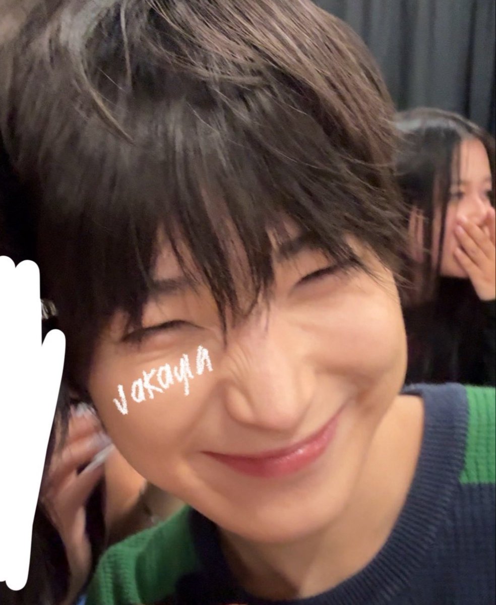 ftalsunoo's tweet photo. sunoo really hasn't changed at all 😭 https://t.co/JnNdsflFI5