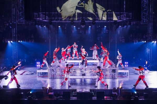 astage_ent's tweet photo. 【MUSIC】THE RAMPAGE 『THE RAMPAGE LIVE TOUR 2026 "(R)MPG"』9回目となる全国ツアー12都市23公演を完走‼️🎶

新曲「One Shot」が仮面ライダー主題歌に決定！🎵
単独カウントダウンライブ開催の発表も♪✨

▶️https://t.co/b2r7dDu0ON

#THERAMPAGE @therampagefext https://t.co/lRPb0zTlZt
