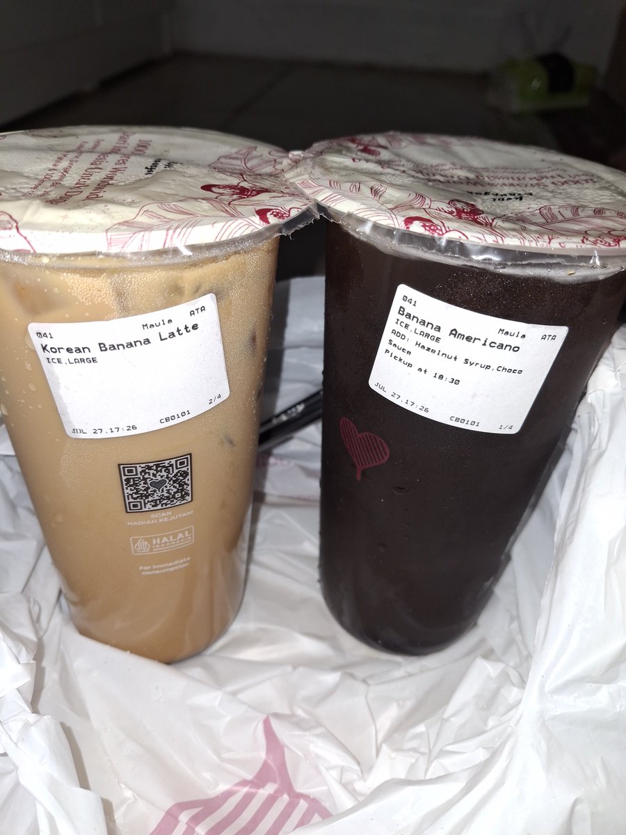 Jenojaembabe's tweet photo. EMANG EKSPEKTASI GUE AJA YANG KETINGGIAN JIR.
BELI LEWAT APLIKASI, DAPET NOMOR ORDER 041. DAN KATANYA YANG 40AN UDAH NGGAK DAPET BENE APAPUN. GUE TAU BANGET STOCKNYA TERBATAS, TAPI YA TERBATASNYA TUH BERAPA SI KOK 40AN UDAH NGGAK DAPET? https://t.co/qLtcmdffwj