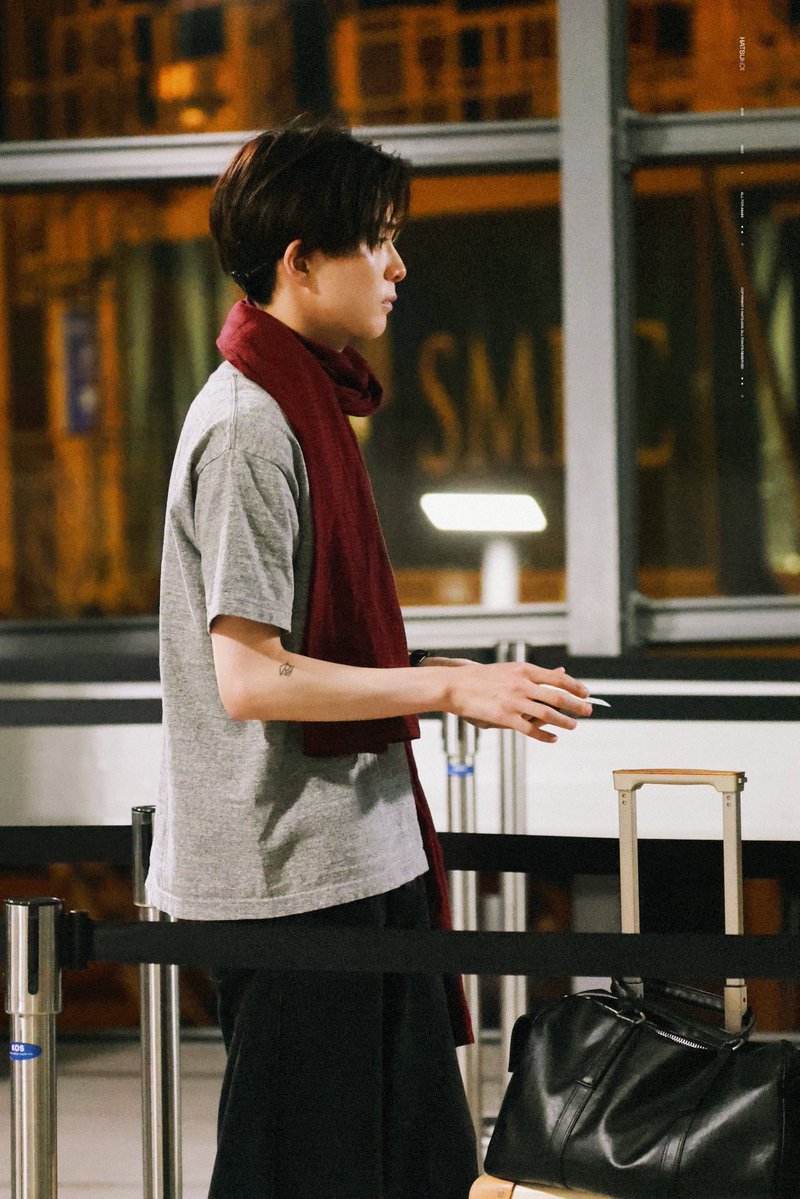ninajini0207's tweet photo. 映画のワンシーンみたいなアサヒ

2026/07/27 🇯🇵*⋆✈🇰🇷 https://t.co/OzAlrI2Pxk