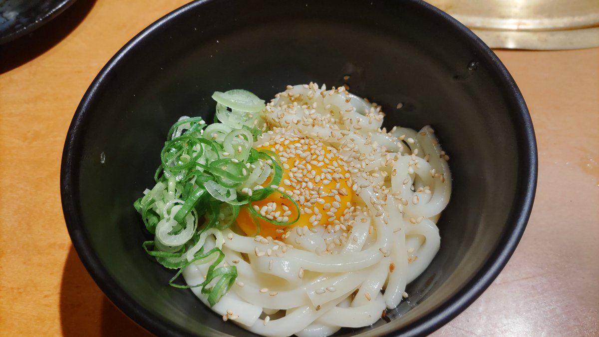 925Tin's tweet photo. こんなに食べたら痩せれないけど
これで明日も頑張れる( ˶'ᵕ'˶)و https://t.co/frssSLgN6C