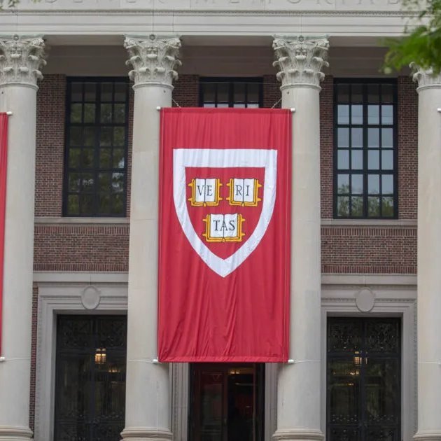 AxelVasa221's tweet photo. BREAKING — President Donald Trump considers withdrawing $9B from Harvard over lack of addressing rise of antisemitism.

Channel
Stay updated 👇👇 
https://t.co/KcBOCnqqP4 https://t.co/ovwAmD73cW