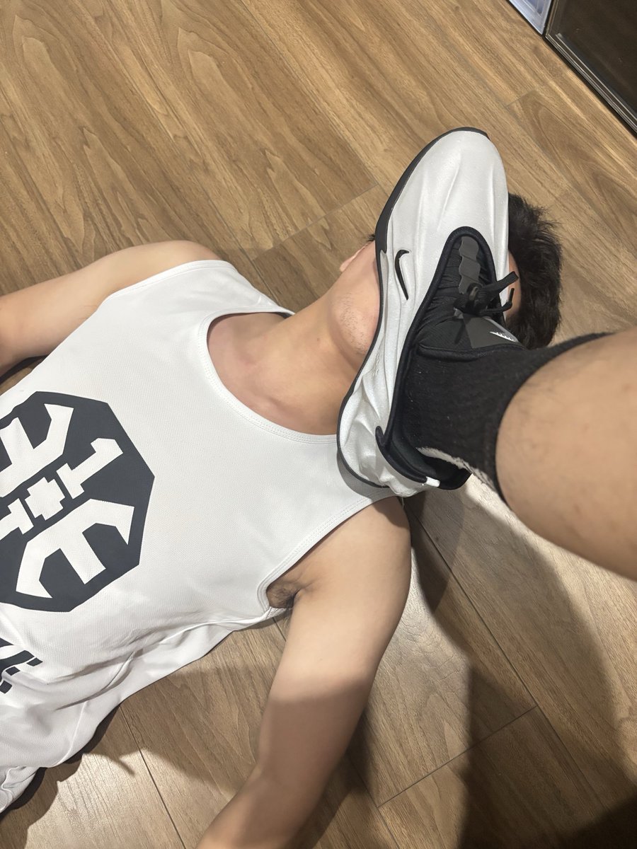 XXXG0731's tweet photo. 贪心的小骚狗🐶 https://t.co/bQEQNoXpmC