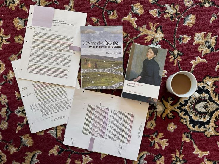 scarlettwants's tweet photo. pov of an english lit student https://t.co/qWKu1mwxvB