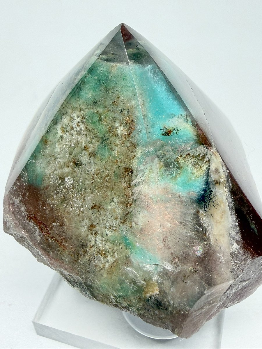 tak_collection's tweet photo. Ajoite in Quartz  (polished specimen)
Messina Mine, South Africa

ガーデンみがあるアホー石入り水晶。人によって好みが分かれるかもしれませんが、アホー、パパゴ、ルチルなど内包物を美しく見せることに成功していれば、個人的には、磨きもｱﾘだと思っています。 https://t.co/Vu21mqTHl6