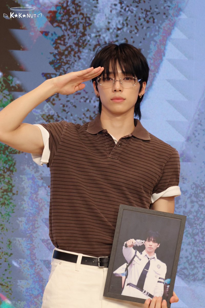 kokonut_kk's tweet photo. 260726 🫡

#NEXZ #넥스지
#소건 #SOGEON #ソゴン https://t.co/DuOJAgBvCh
