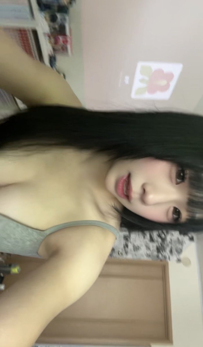 o6_eaunn's tweet photo. ファンクラブの写真の準備は万端😿 https://t.co/d3mM8OWNDt