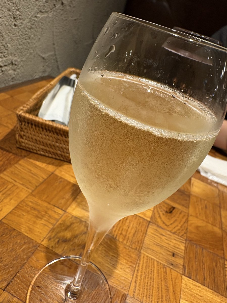 SHA18A8A's tweet photo. もー結構呑んでる🍺 https://t.co/bmf0TX1ZDz
