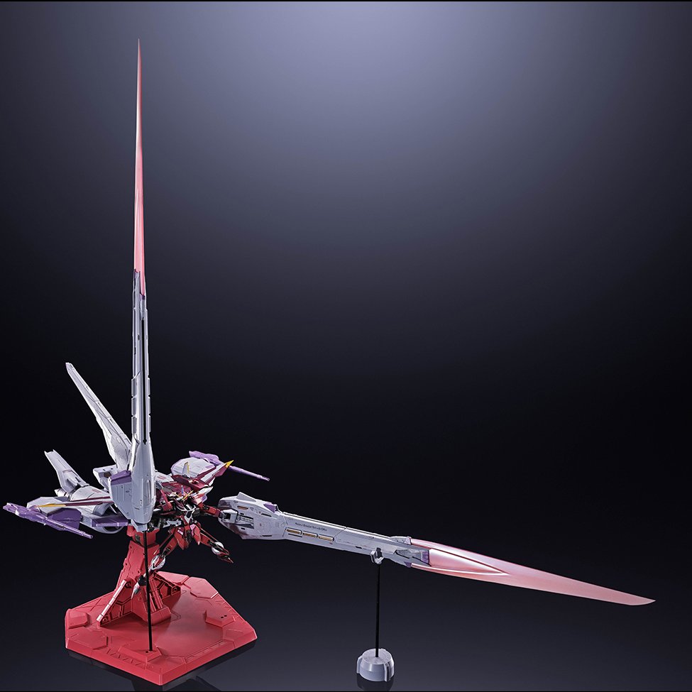 plaban_gunpla's tweet photo. METAL BUILDミーティア
「全長は約1200mmにも及ぶ」
解説してくれるラクス様には申し訳ないが、「何言ってんだ？こいつ」って思った https://t.co/8mejiKjSCY