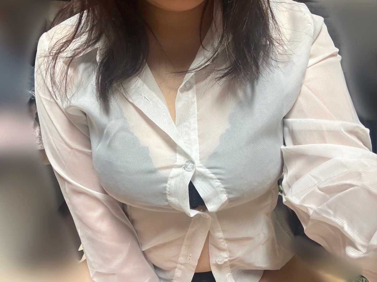 とみ tweet media