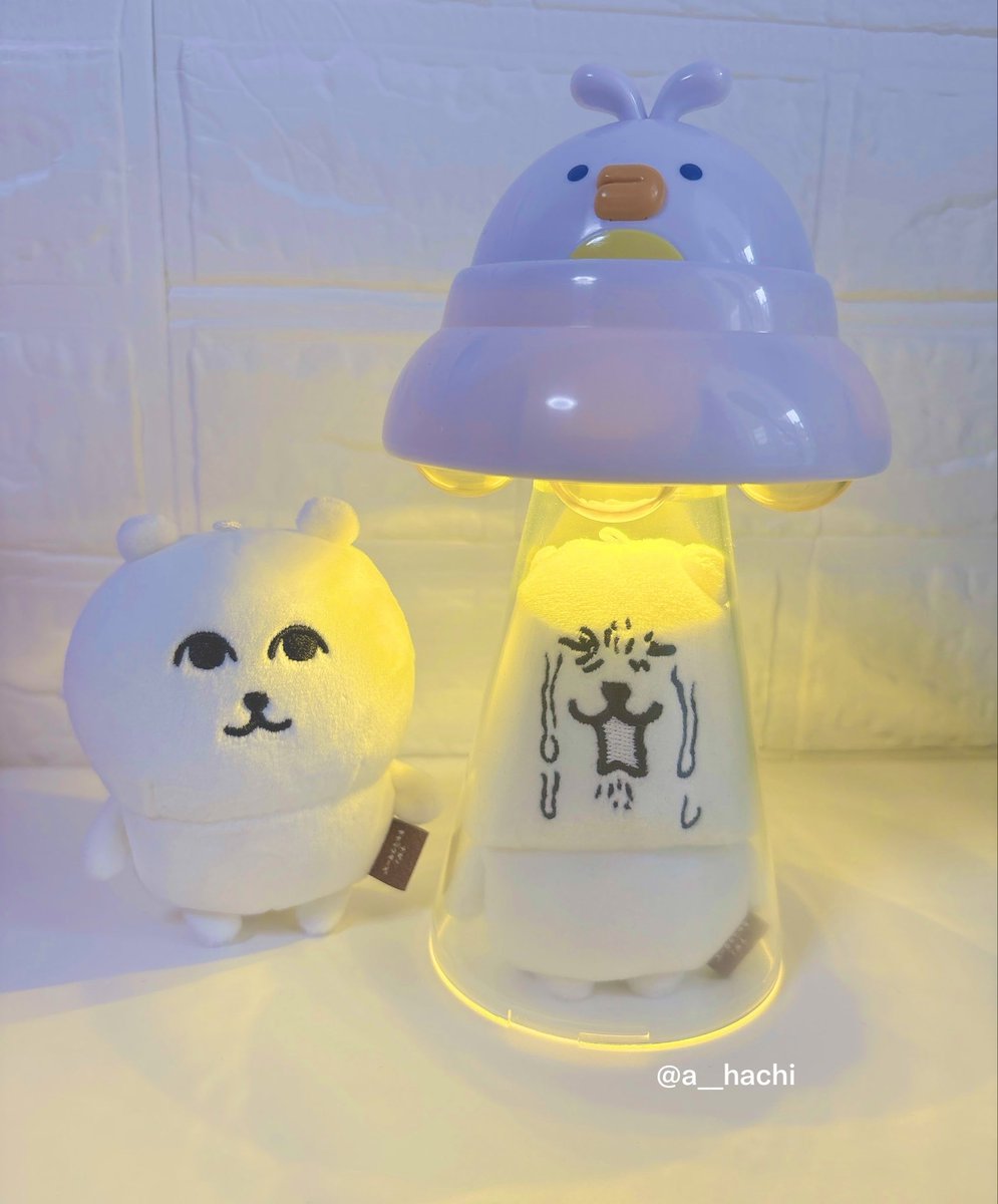a__hachi's tweet photo. 『 やだぁあぁあ!! 連れてかれちゃーうよぉぉ…
ちょッと～見てないで助けてよォォォ!! 』 涙

🛸(;´༎ຶД༎ຶ`) ( ⩌  ̫⩌  )ﾌｯ https://t.co/m9ERbTIltP
