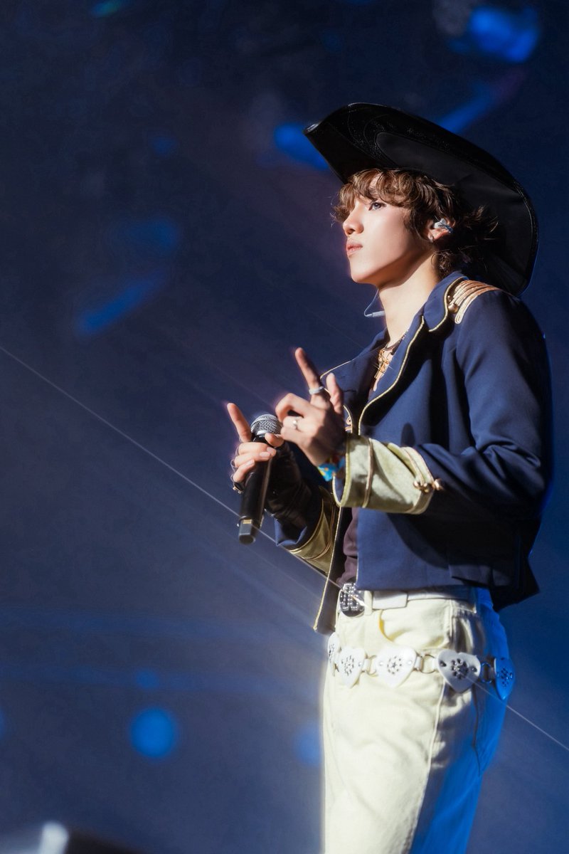 wolf_and_wander's tweet photo. Thank you for making our debut performance so special 🐺✈️✨
特別なデビューパフォーマンスをありがとうございました！
ขอบคุณทุกคนที่มาร่วมสร้างความทรงจำไปกับพวกเรานะครับ

#WOLFANDWANDER_MONSTER
#WOLFANDWANDER
#MonsterMusicFestival
#MonsterMusicFestival2026
#GLDH https://t.co/BZ51xGRo6a