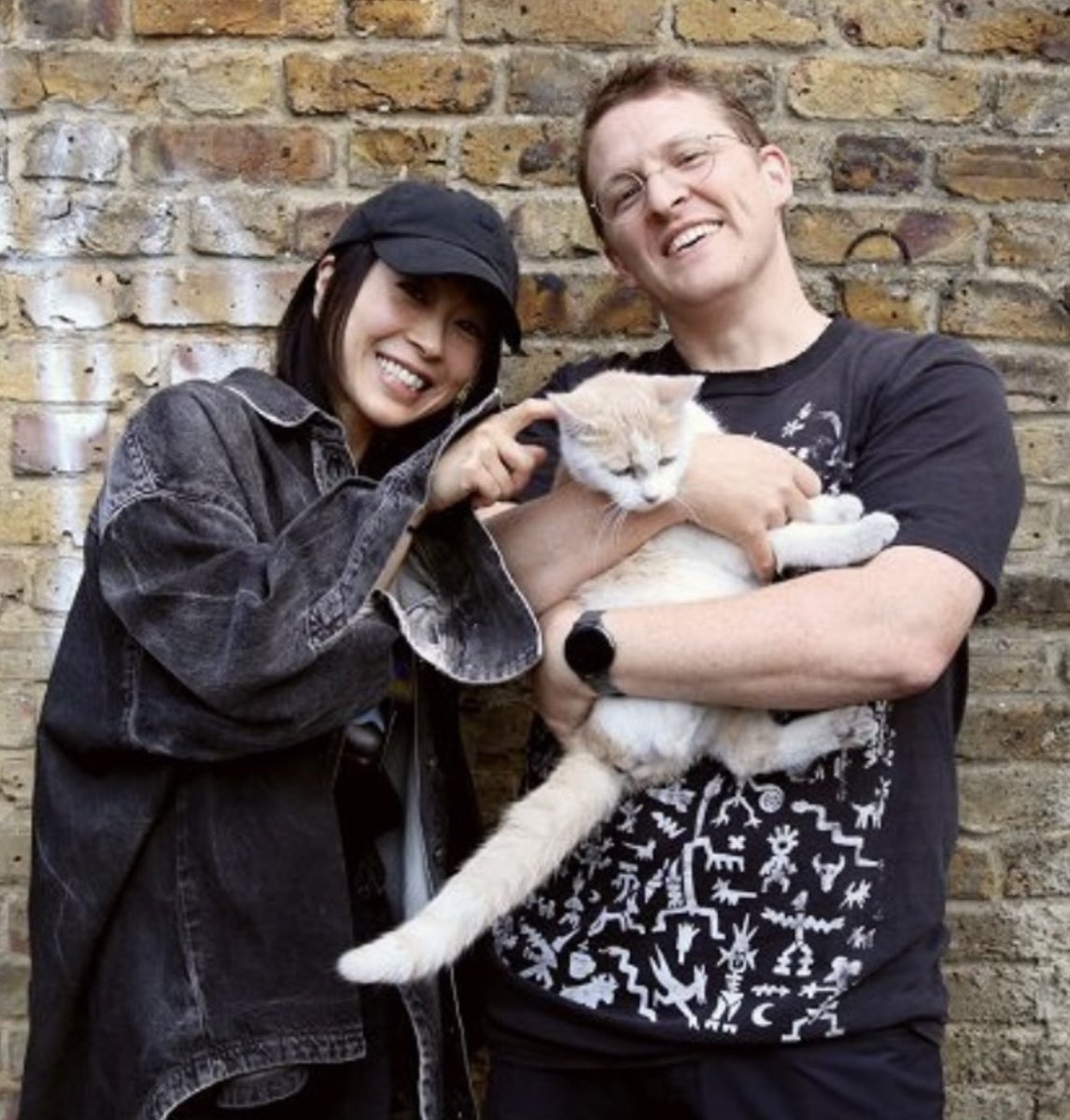 thomaspeople's tweet photo. ヒッキーーーーーーーーー💗︎
#FLOATINGPOINTS
#宇多田ヒカル https://t.co/VPa25hB2gq