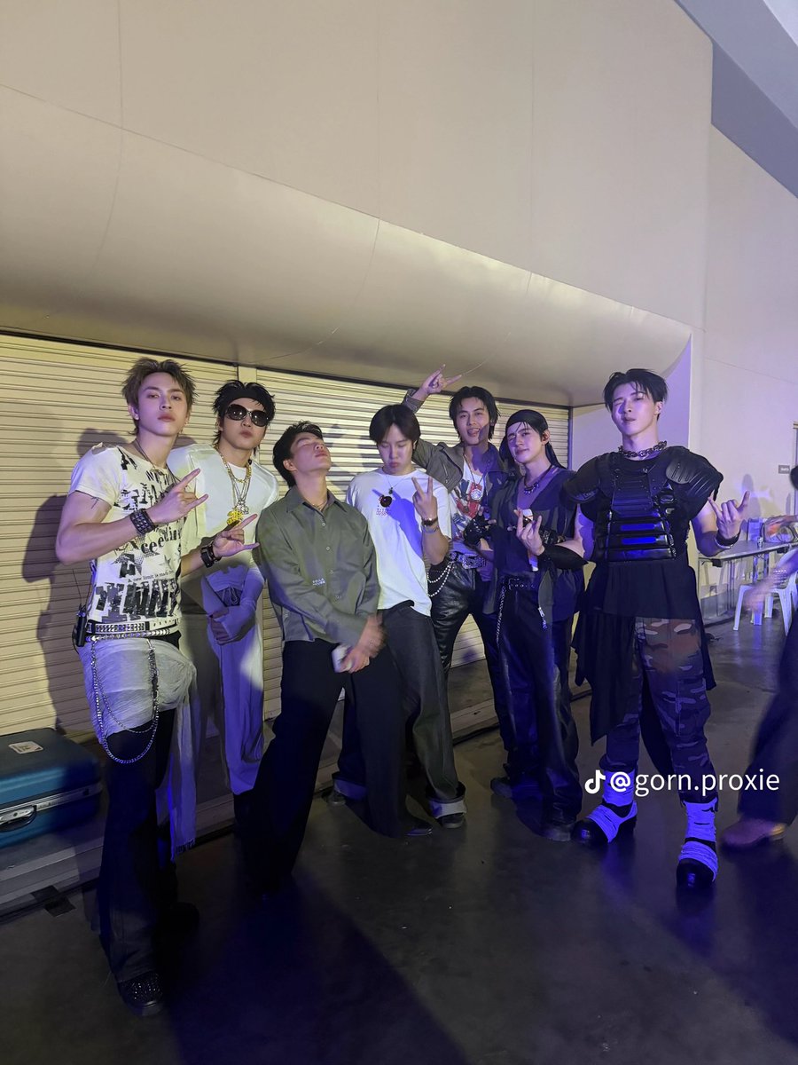 bxbeinthetrap's tweet photo. นางมาแล้วไอกอนโด๊นนนนนนน https://t.co/S1IE8bbBYW
