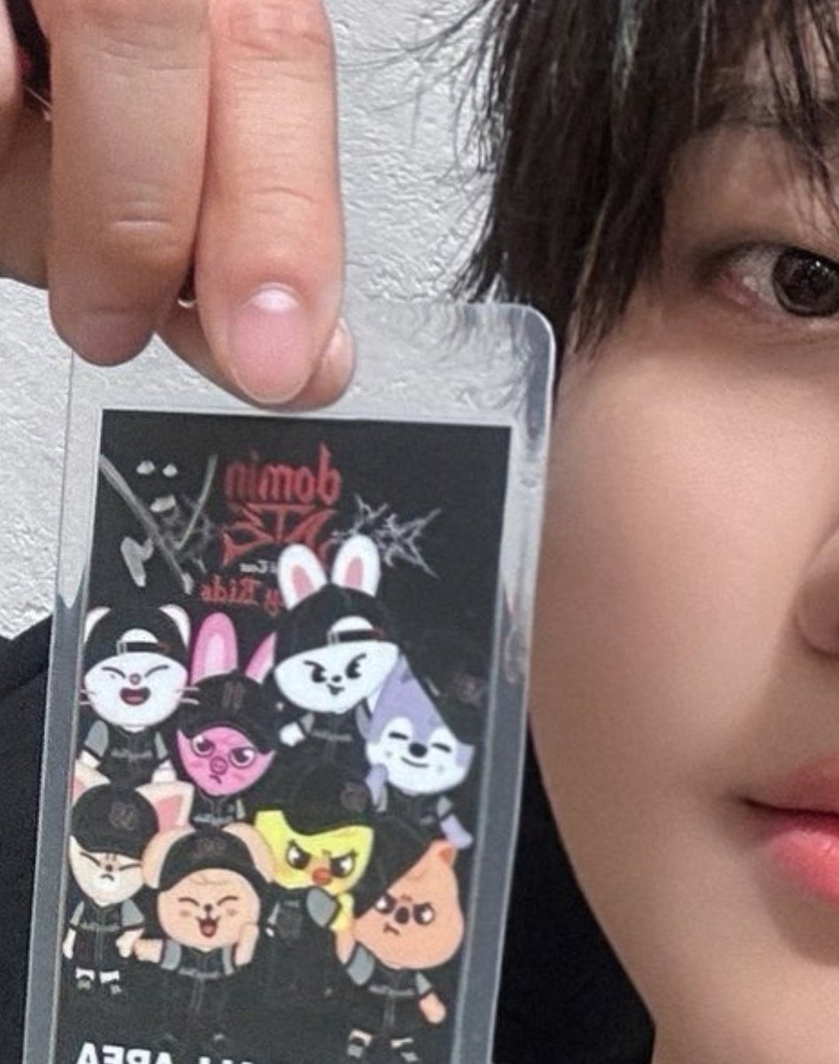 3594_5x's tweet photo. Some people were talking about how his nails look sharp or how much they love his fingertips in the quotes and replies to my previous post — and yeah, this is exactly it? I love it too🥰 https://t.co/4NO02FO7xT