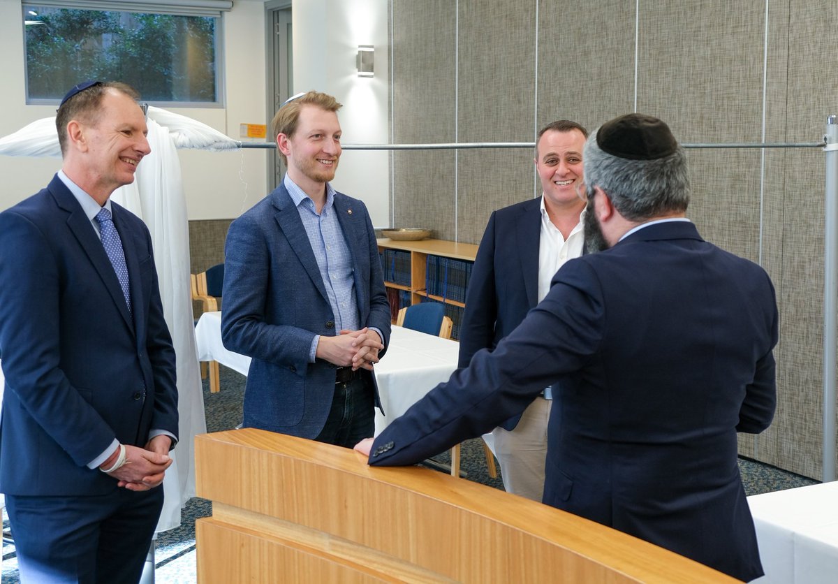 dp60plus's tweet photo. Also by Shane Dowling, Kcrt:
Israels bribes Liberal Senator James Paterson
https://t.co/aw2nbTEKM4

We are stuck: shit done and shit show #auspol https://t.co/FPHi4ZBjIq