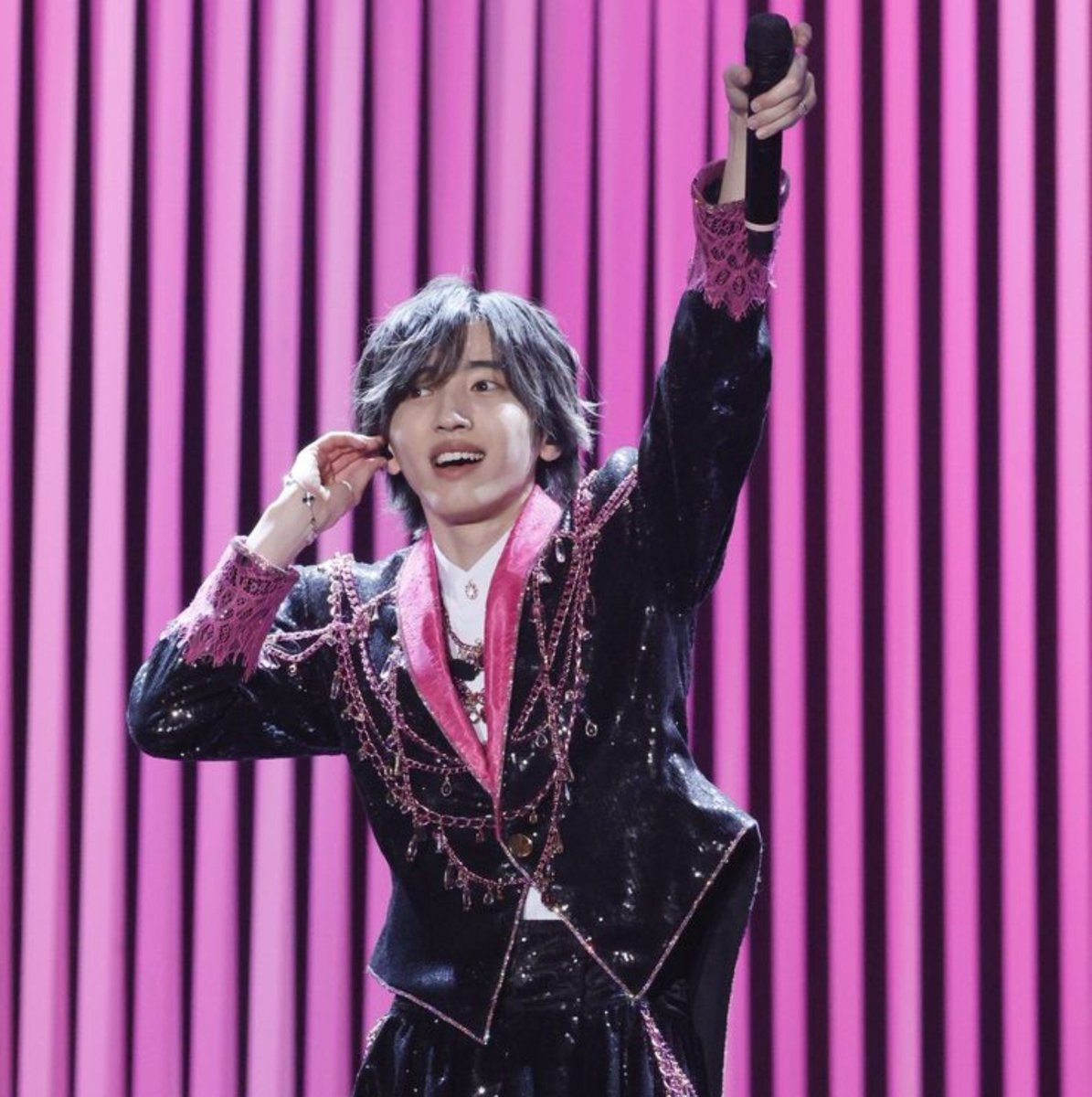 arara728's tweet photo. 生まれた時からアイドルだったんだ👍💖

#なにわ男子 #道枝駿佑 https://t.co/pHUU6a56Rh