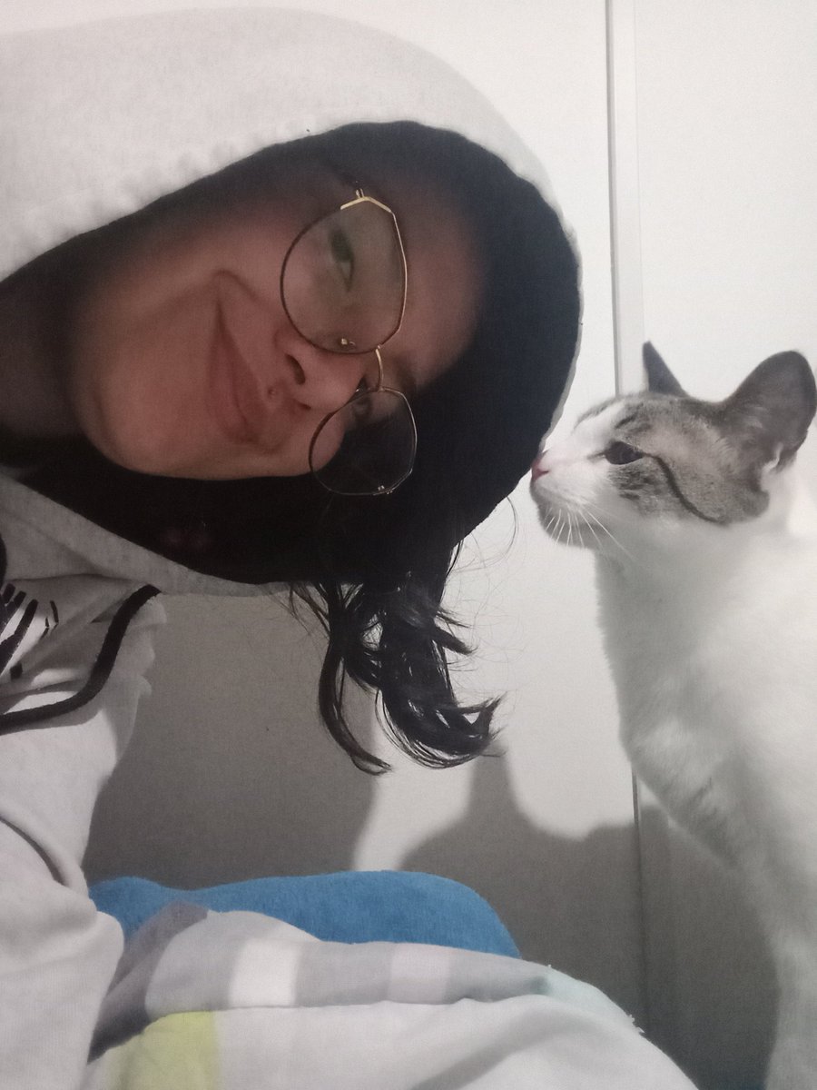 bryan_tosse's tweet photo. @Valktaw  valen, quiero hablar contigo, no espero que quieras estar conmigo, pero no te quiero sacar por completo de mi vida, amo y valoro el ser que eres, te echo mucho de menos, te amo, deja el ego y la rabia a un lado, hablemos como personas grandes, te amo amor, no me saques https://t.co/qxuIEzLbsz