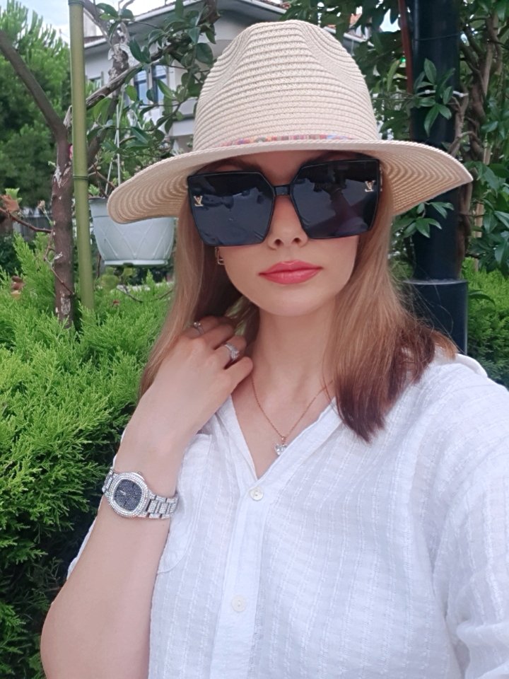 NadiaAlexa14's tweet photo. Sevgi kalbin nefesidir. Sevgi bütün dertlerin ilacıdır. Sevgi insanın çok haz aldığı bir nimettir, insan sevgiyi nefes gibi sürekli içine çeker. #love #summer #vibe #mood #lovehim #godfirst https://t.co/JIwvd79Lee