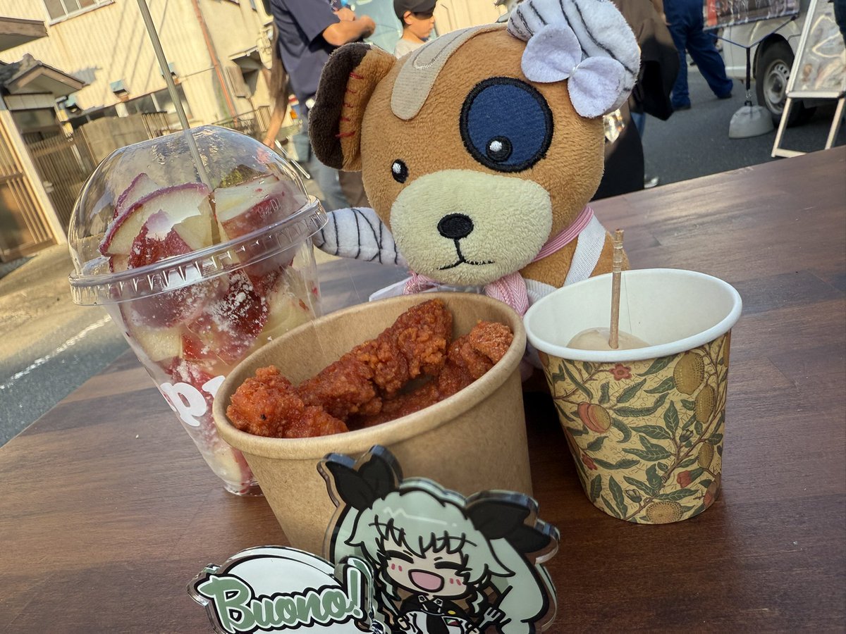 2002BH5's tweet photo. 1週間経ったけど
大洗町曲がり松商店街 夜市
に行ったよー！( 厂˙ω˙ )厂うぇーい

 #咲楽や
 #飯岡屋水産
 #まいわい市場
 #月の井酒造 https://t.co/yWXuqjhvwB