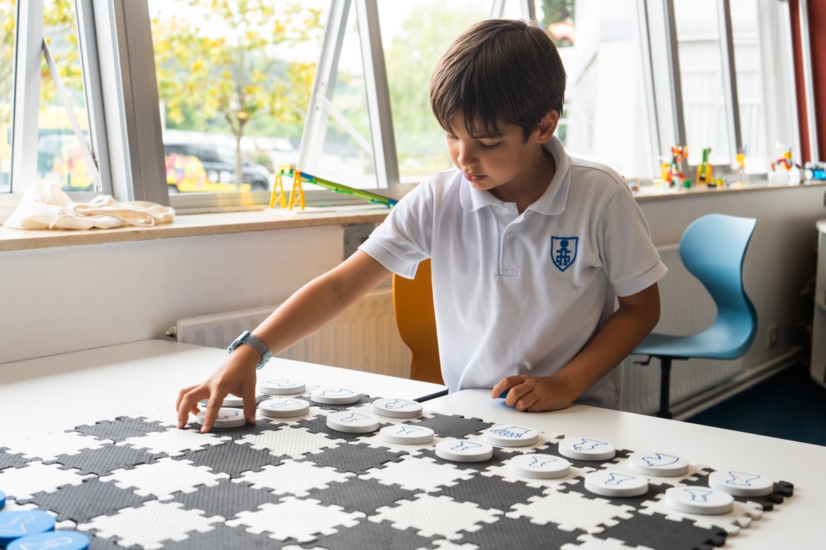 FIDE_chess's tweet photo. ✨ A successful chess program in a school can be felt far beyond the chess room. It is part of the school culture and is felt throughout the community. When programs become more than about chess, they become more sustainable and can have a far-reaching impact.

🏅 At Colegio Obradoiro International School in A Coruna, Spain, this 2026 FIDE Gold School Award winner has made chess a part of the school culture, and it has been so for the last 40 years!

♟ “Chess is naturally integrated into the school's educational approach, especially within the International Baccalaureate (IB) framework, through interdisciplinary proposals: Cross-curricular approach (personal and social development): Chess adapted for visually impaired people, promoting inclusion Projects about women in chess, promoting gender equality Development of skills such as decision-making, emotional management, and critical thinking Interdisciplinary approach. Interdisciplinary approach (application to subjects): Math: using the value of pieces to work on calculation, logic, and problem-solving. History: analyzing the origin of chess from Chaturanga to its spread in the west. Language: learning specific chess vocabulary in different languages.

🔸 Chess holds a central place in the identity of the center and has been an established part of its educational culture for more than 40 years. Its presence is constant in both the physical spaces of the school and in the institutional communication channels, projecting a strong, coherent, and recognizable image of the program.

Chess is integrated into the school's institutional events, such as the sports festival, where simultaneous games are organized in the playground and activities on the giant chessboard. These initiatives bring chess closer to all students in a participatory, visible, and engaging way.

🔹 The program incorporates active methodologies using mini-games and adapted variants: Games like 'cat and mouse' and modes like '3 checks' or 'queen vs pawns'. These tools facilitate progressive, motivating learning tailored to different student levels.

👏 Congratulations to Coach Jacobo Caselas Cabanas and the students, parents, and staff at Colegio Obradoiro International School!

Know an educational chess project making a difference?
✉️ Share it with us at socialmedia@fide.com