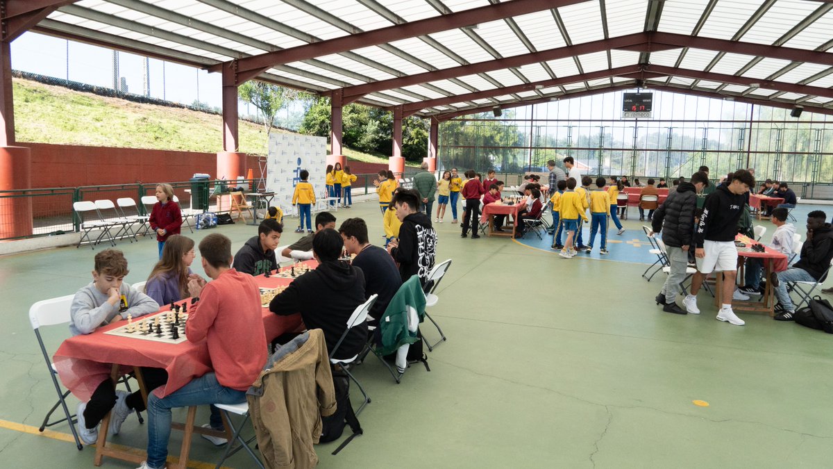 FIDE_chess's tweet photo. ✨ A successful chess program in a school can be felt far beyond the chess room. It is part of the school culture and is felt throughout the community. When programs become more than about chess, they become more sustainable and can have a far-reaching impact.

🏅 At Colegio Obradoiro International School in A Coruna, Spain, this 2026 FIDE Gold School Award winner has made chess a part of the school culture, and it has been so for the last 40 years!

♟ “Chess is naturally integrated into the school's educational approach, especially within the International Baccalaureate (IB) framework, through interdisciplinary proposals: Cross-curricular approach (personal and social development): Chess adapted for visually impaired people, promoting inclusion Projects about women in chess, promoting gender equality Development of skills such as decision-making, emotional management, and critical thinking Interdisciplinary approach. Interdisciplinary approach (application to subjects): Math: using the value of pieces to work on calculation, logic, and problem-solving. History: analyzing the origin of chess from Chaturanga to its spread in the west. Language: learning specific chess vocabulary in different languages.

🔸 Chess holds a central place in the identity of the center and has been an established part of its educational culture for more than 40 years. Its presence is constant in both the physical spaces of the school and in the institutional communication channels, projecting a strong, coherent, and recognizable image of the program.

Chess is integrated into the school's institutional events, such as the sports festival, where simultaneous games are organized in the playground and activities on the giant chessboard. These initiatives bring chess closer to all students in a participatory, visible, and engaging way.

🔹 The program incorporates active methodologies using mini-games and adapted variants: Games like 'cat and mouse' and modes like '3 checks' or 'queen vs pawns'. These tools facilitate progressive, motivating learning tailored to different student levels.

👏 Congratulations to Coach Jacobo Caselas Cabanas and the students, parents, and staff at Colegio Obradoiro International School!

Know an educational chess project making a difference?
✉️ Share it with us at socialmedia@fide.com
