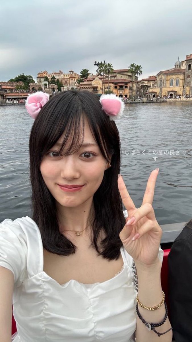 machoimage's tweet photo. 美月も誕生日ははしゃいじゃうよね https://t.co/9OCnFqM5i6