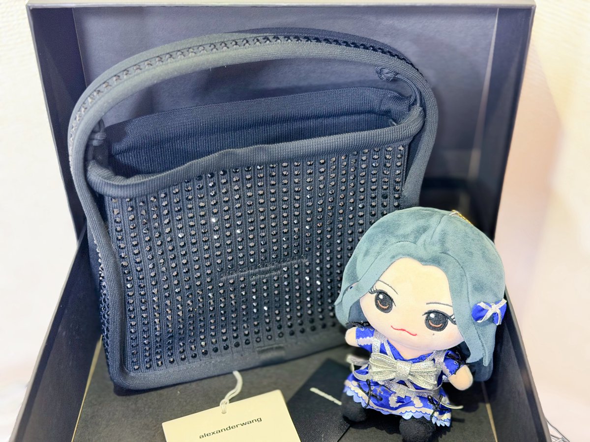 _JIHO_OPPA's tweet photo. 大阪から帰ってきたら届いてた‼️
素敵なプレゼントありがとうございます😭
頂いたバッグで大特行かせていただきます✨
#きゃんちゅー #桐原美月 
#倍倍BUYMA #BUYMA
@BUYMA https://t.co/bsqg34Qp3d
