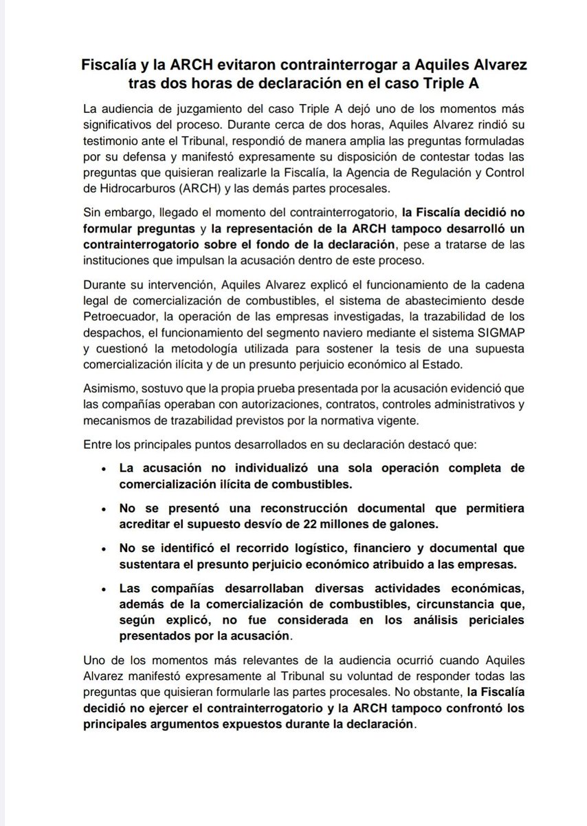 EcEnDirecto's tweet photo. #ATENCIÓN 
La defensa técnica de #AquilesAlvarez emitió un comunicado en la que dijo que durante la audiencia del #casoTripleA, la @FiscaliaEcuador y la @ARCH_Ec no formularon preguntas tras cerca de dos horas de declaración.
Mencionó que el alcalde de Guayaquil respondió a las preguntas de sus abogados y manifestó al Tribunal su disposición para contestar los cuestionamientos de todas las partes procesales.
También, recordó que, en una ampliación de la versión de la ausente Nicole Bermúdez en el juicio, se dijo que hubo presuntas presiones de José Manuel Oliveira y que estas provenían, según afirmó, de órdenes de José Julio Niera.