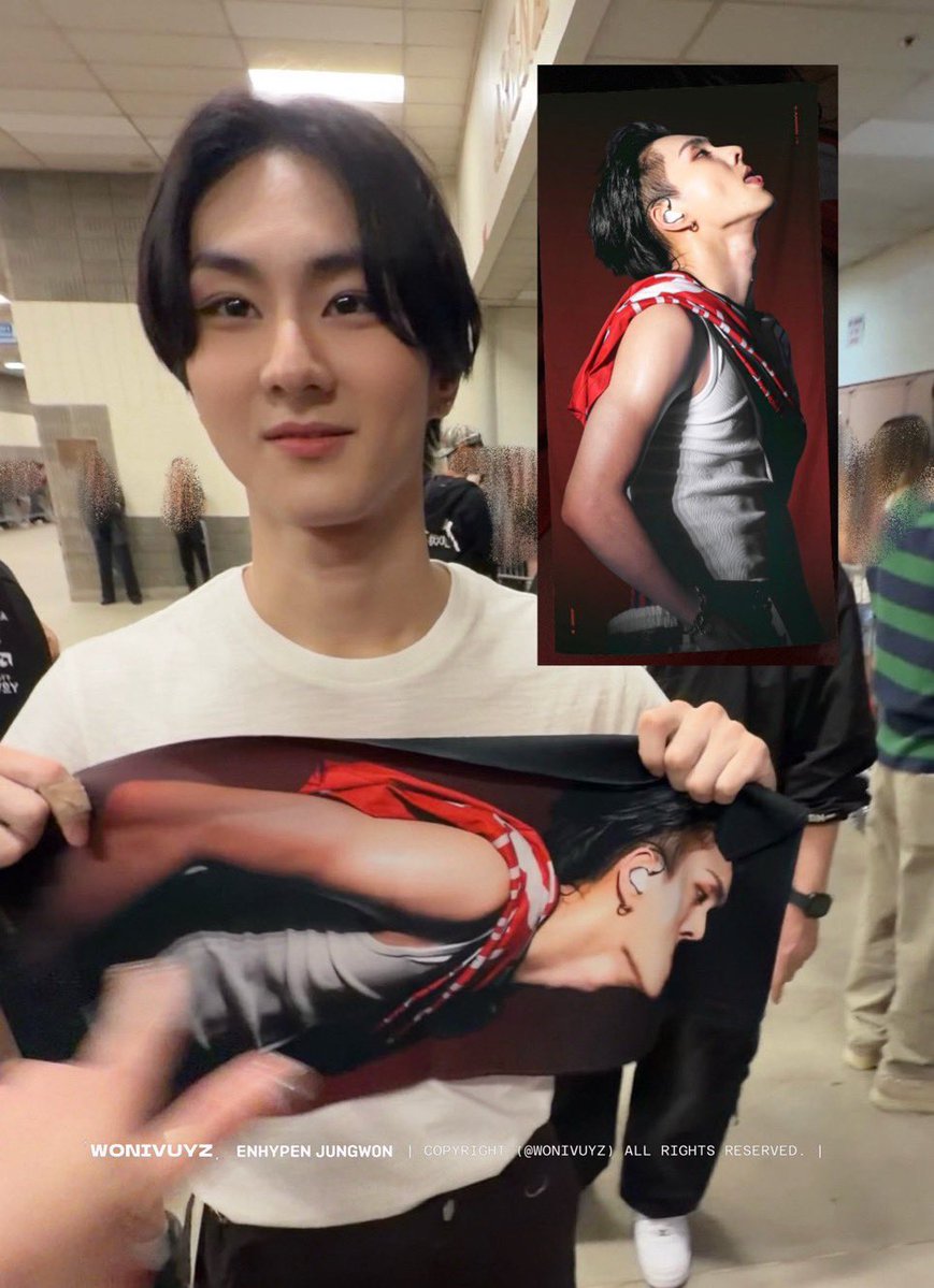 WLWP3's tweet photo. คนถือกับคนในรูปคือคนเดียวกันนะ5525252552525552552525255225255252 https://t.co/Y6FvUXhrW7
