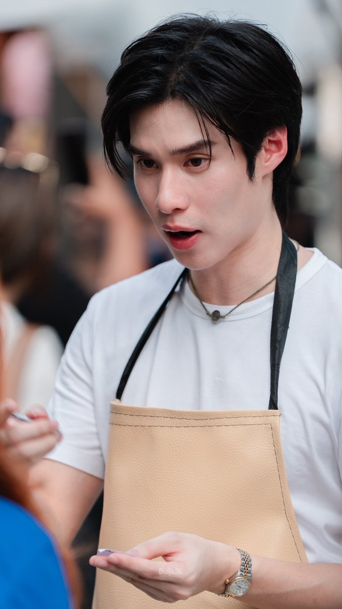BuijsJii's tweet photo. มีเมนูอะไรบ้างคะ ขอไอจีหน่อย

🐰: @peakpeemapol 

#เผลอPick 
#PearlPeak 
#Peakpeemapol https://t.co/NABQdJknhk