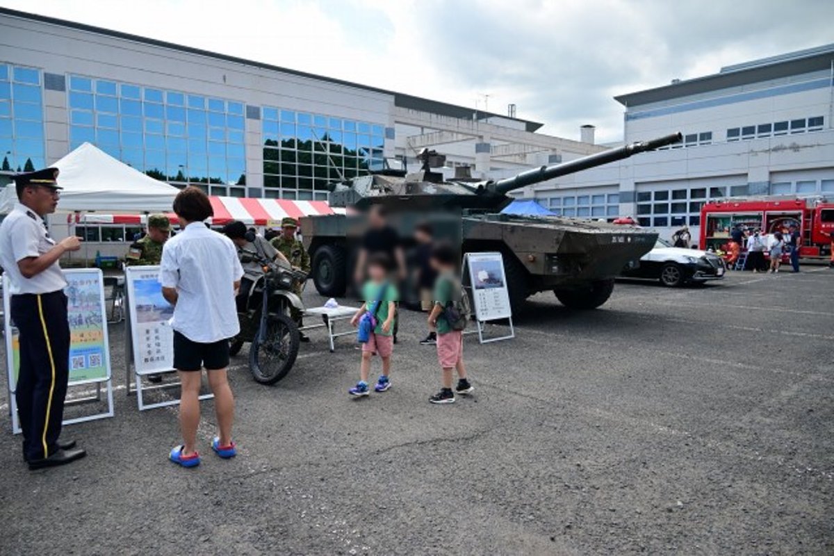 JSDF_taiwa's tweet photo. ８月２日（日）に行われるまほろば夏祭りに大和駐屯地からMCVとオートバイが参加します！当日アンケートにご協力いただいた方を駐屯地部隊見学にご招待いたします！詳しくは2枚目の写真をご覧ください！
#東北方面隊 #第６師団 #大和駐屯地 #MCV https://t.co/L5NS6DK46J