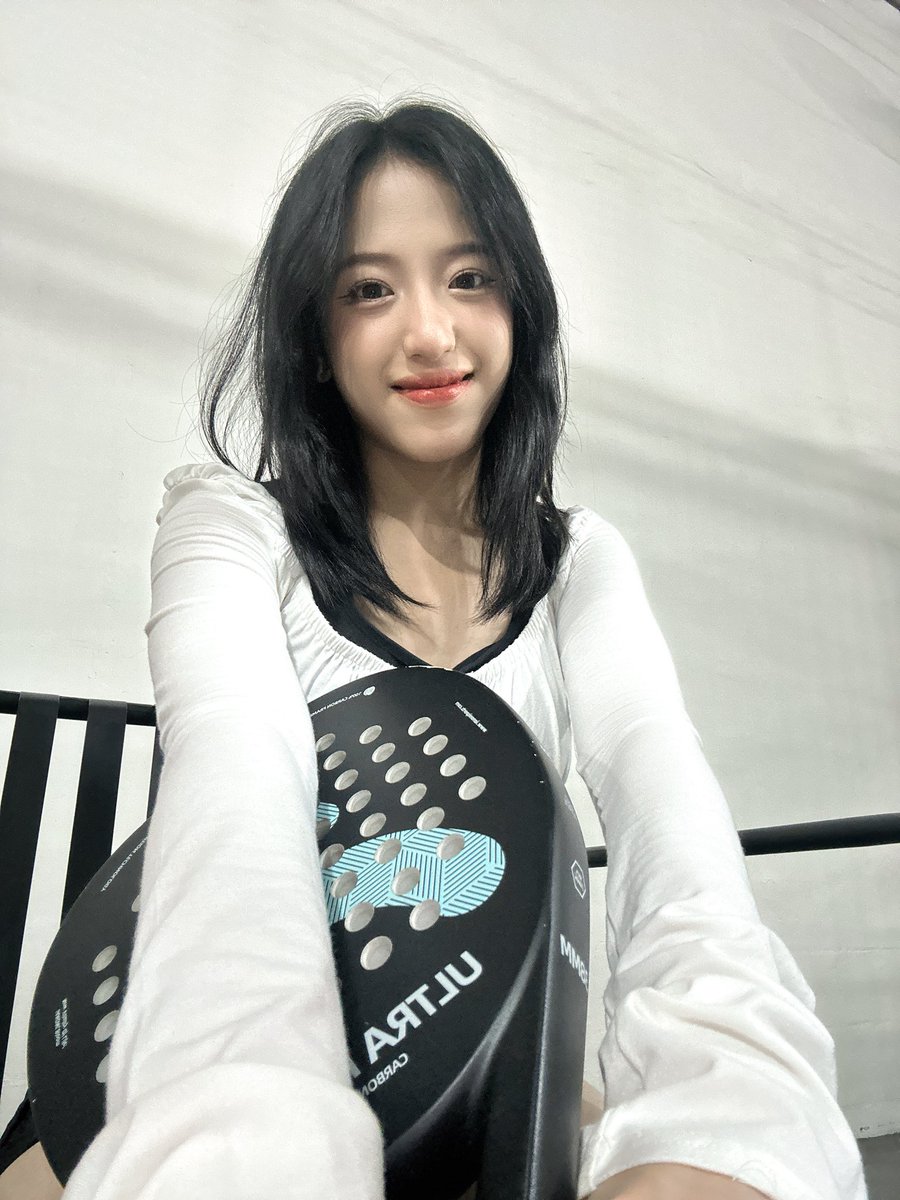 Danella_JKT48's tweet photo. #MonDanella 🎾🤍✨ https://t.co/FT7AiuBjXb