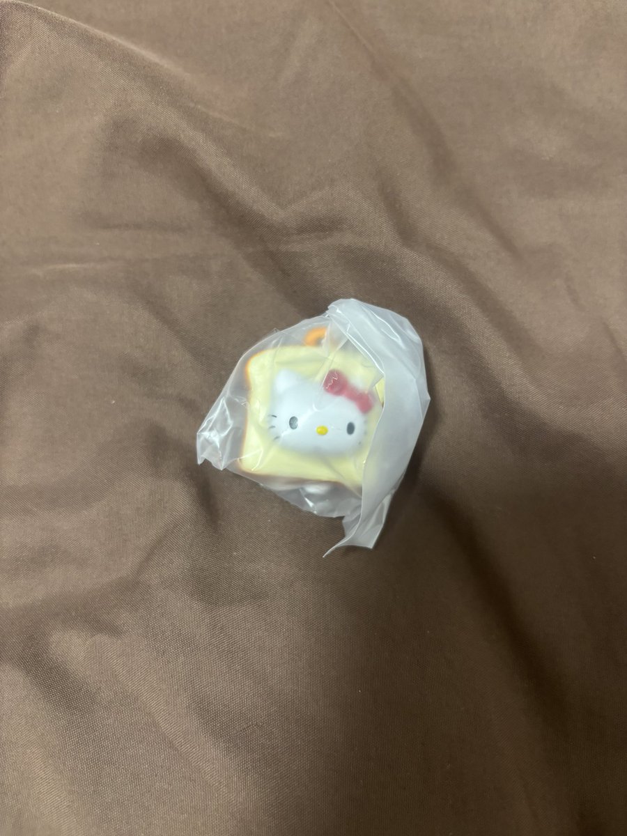 sh08125's tweet photo. サンリオ しょくぱんず 交換

譲 ハローキティ

求 はなまるおばけ

郵送のみ📮𓈒𓂂𓏸
お気軽にお声掛けください https://t.co/vVWZOOXTsX